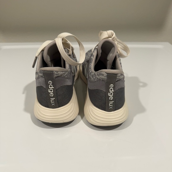 Adidas Women's Bounce Edge Lux - Picture 2 of 8